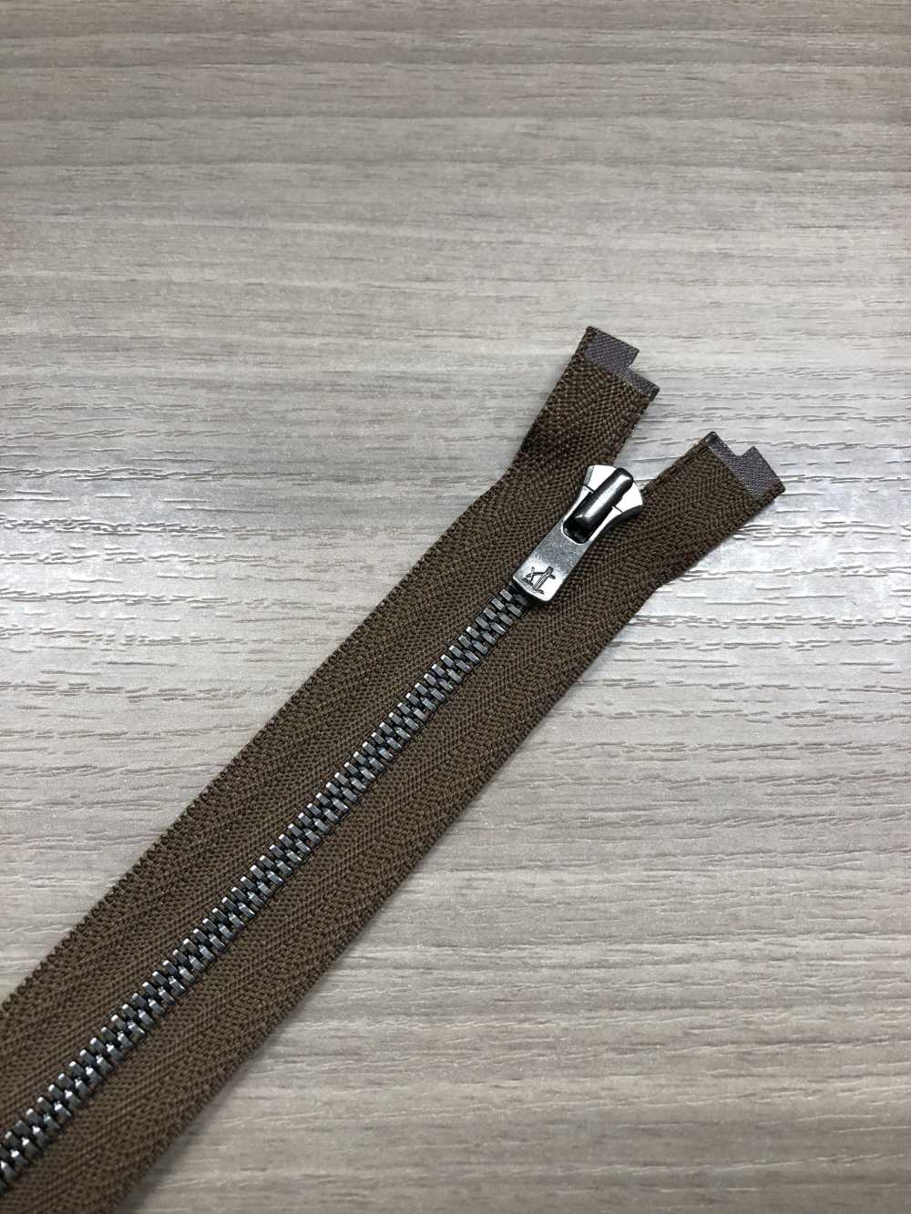 3SGWV3MR EXCELLA® سحاب مقاس 3 نيكل أسود فاصل ثنائي الاتجاه مزدوج[Zipper] YKK