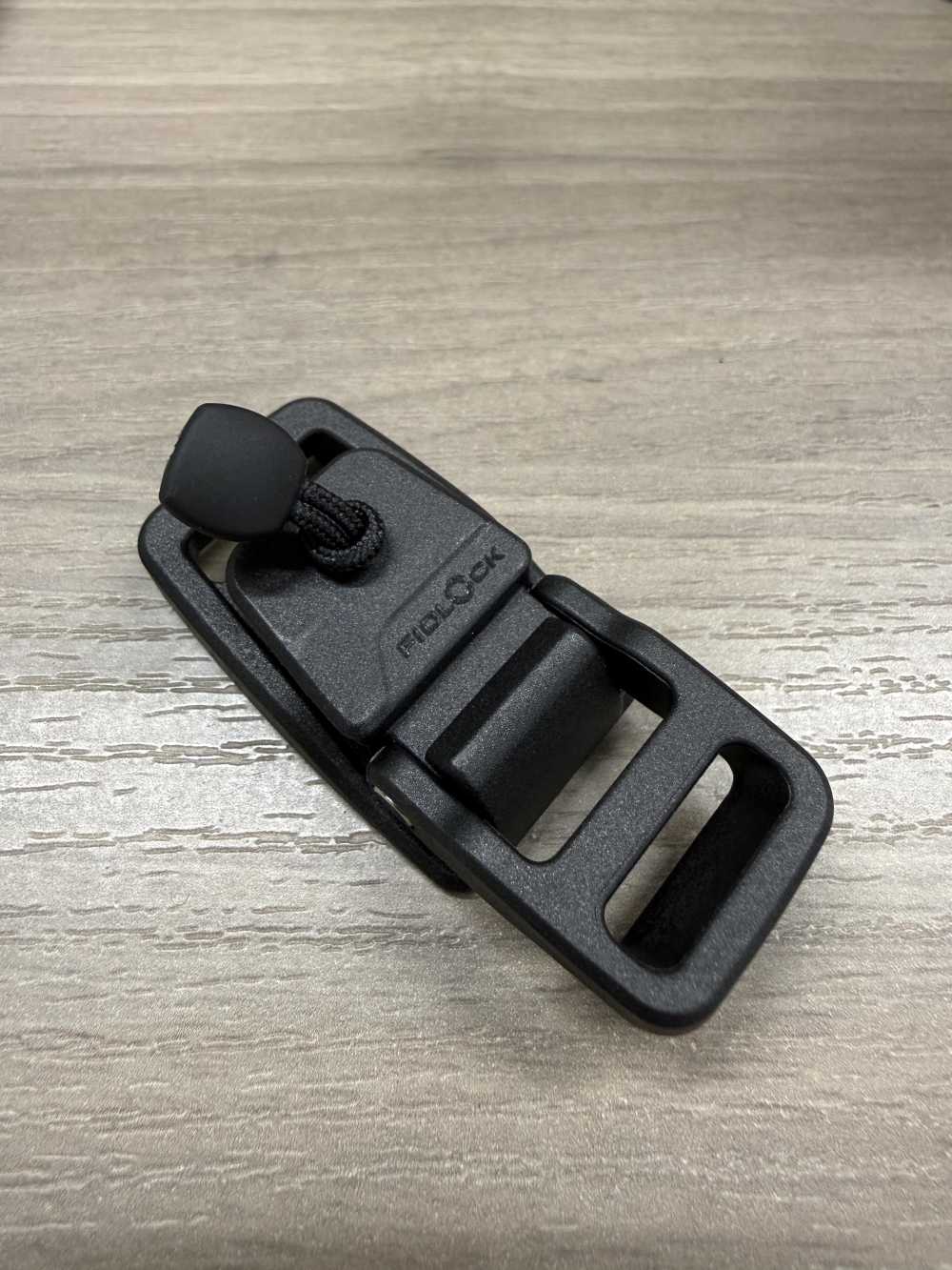 IFF1665 FIDLOCK[أبازيم وحلقات] IRIS