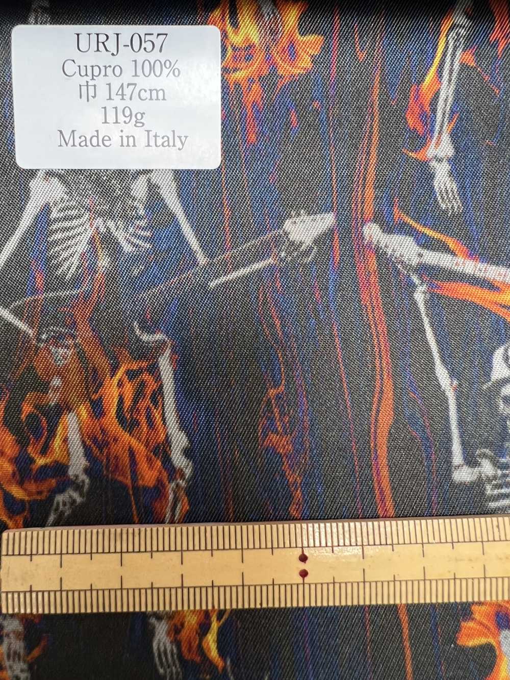 URJ-057 بطانة مطبوعة من Cupro بنسبة 100%، مصنوعة في إيطاليا، بنمط Skull Rock TCS