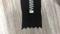5YANC سحاب YZiP® (ألومنيوم) المقاس 5 مغلق[Zipper] YKK صور إضافية