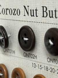 ONT02H زر طبيعي من جوز الكورووزو بأربع فتحات[أزرار] DAIYA BUTTON صور إضافية