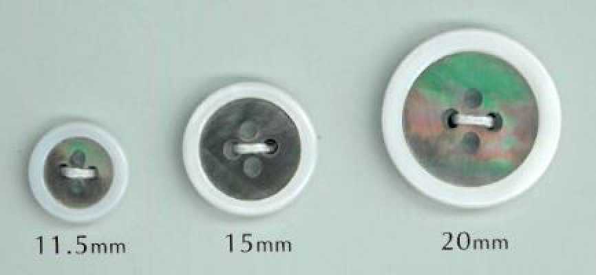 BW17 زر صدفي أبيض بحافة فراشة و4 ثقوب، 17 mm